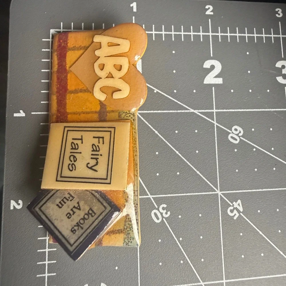 Vintage Lucinda Book Pin Brooch ABC Heart Fairy Tales Books Are Fun Teacher - Picture 5 of 5